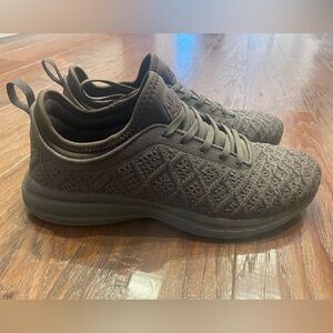 APL Techloom Phantom